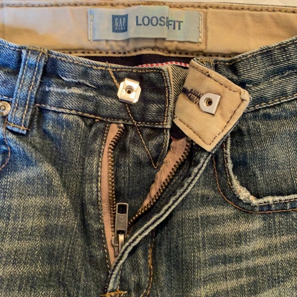 Gap Kids, boy’s distressed jeans, Loose Fit - Picture 6 of 8